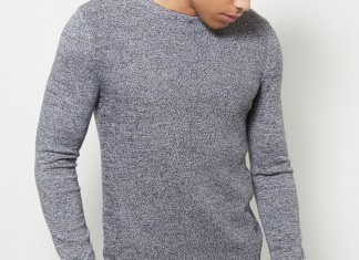 Akryl - sweter z surowca syntetycznego