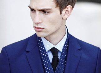 Jaki nieformalny krawat wybrać?