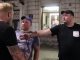 Awantura podczas protestu na Nowym Świecie. Agresje zwalczył miłością Jeremy Brand